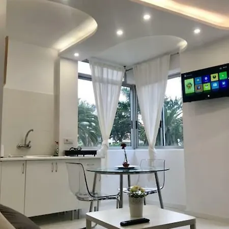 Avenida Familia De Betancourt Y Molina Lägenhet *