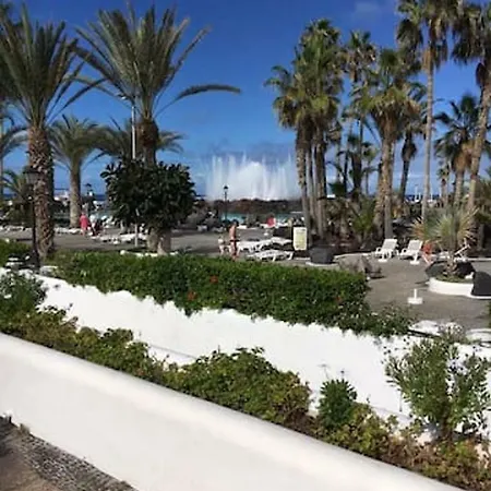 Avenida Familia De Betancourt Y Molina Lägenhet